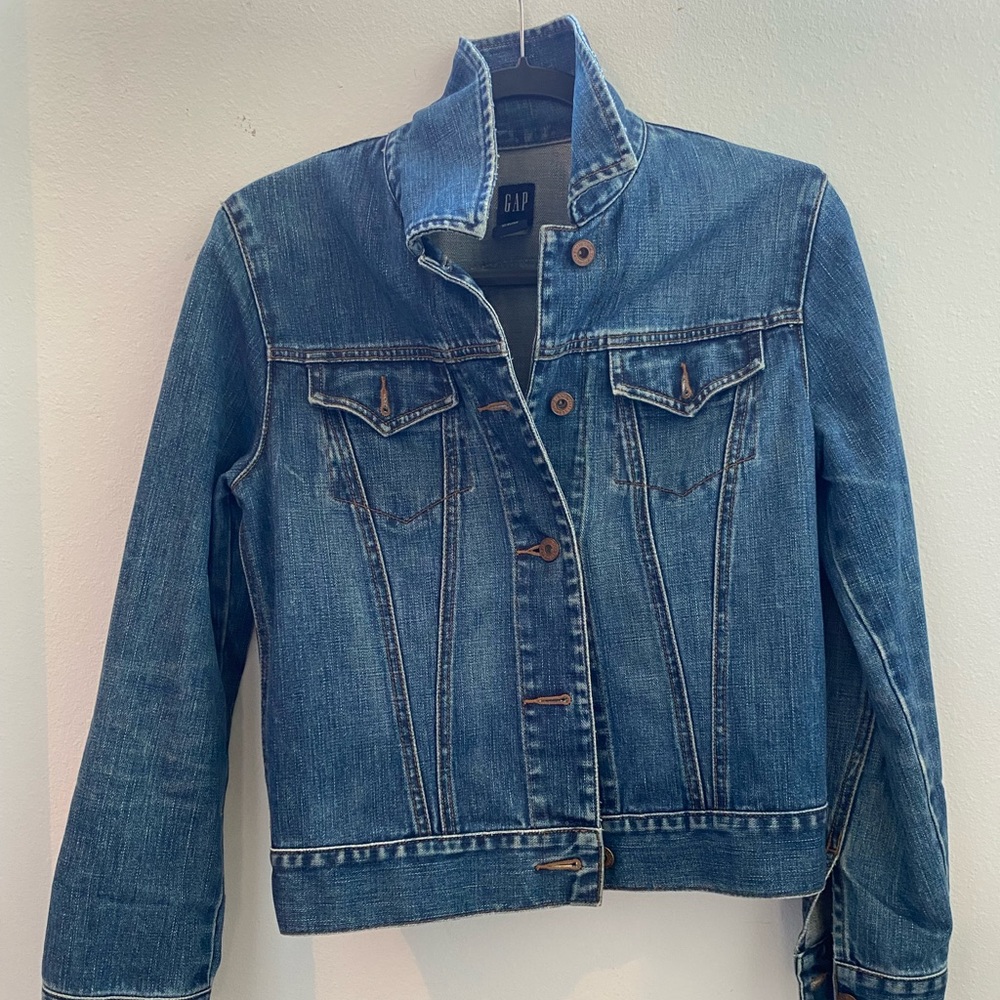 Classic GAP jean jacket - size S